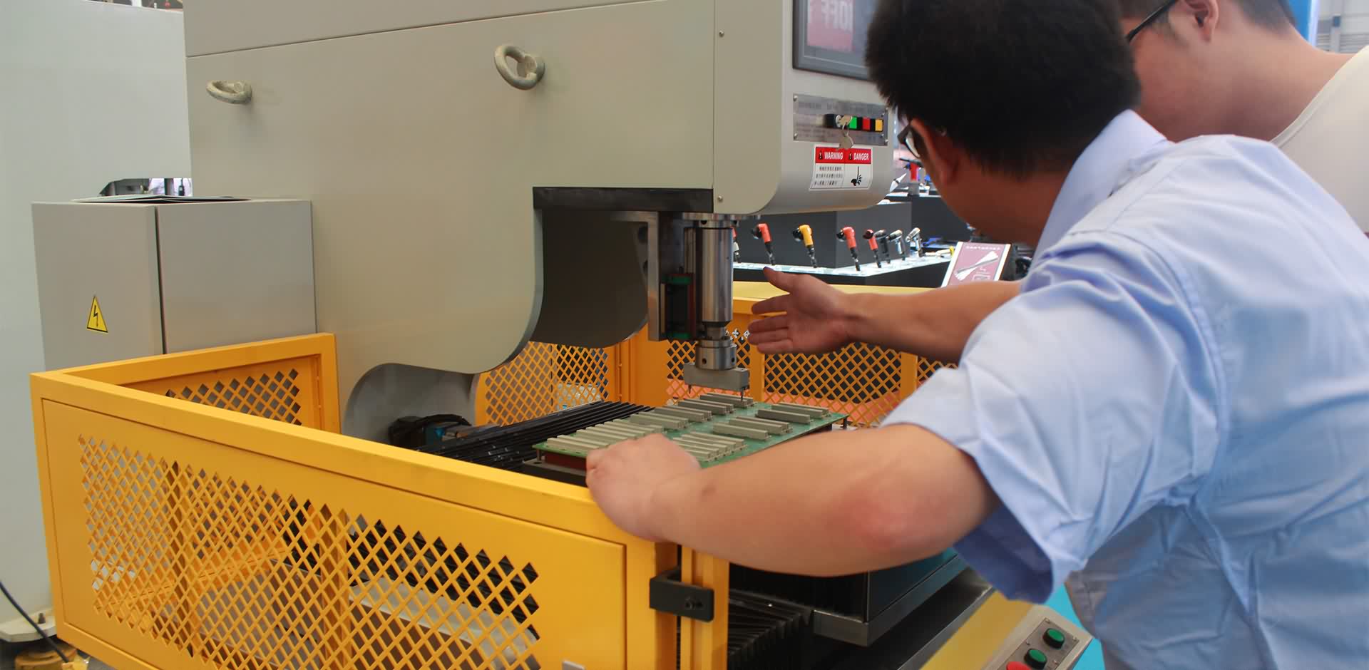 氣液增壓缸、液壓油缸、伺服電動缸、壓機
